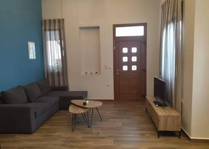 Plumbago Apartment *